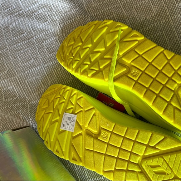 Sketchers Uno Night Shade Sneaker Neon Yellow 9 wide - Picture 9 of 9